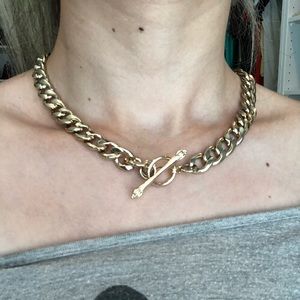 Cute simple gold color necklace